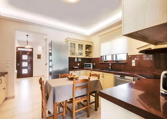 Maribia With Private Pool Villa