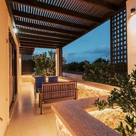 Maribia With Private Pool Vila