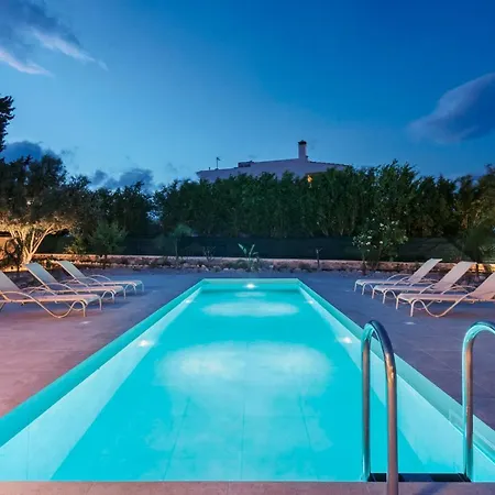 Maribia With Private Pool * Gennadi