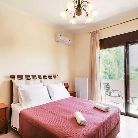 וילה Maribia With Private Pool גנאדי