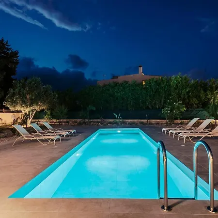 Maribia With Private Pool וילה