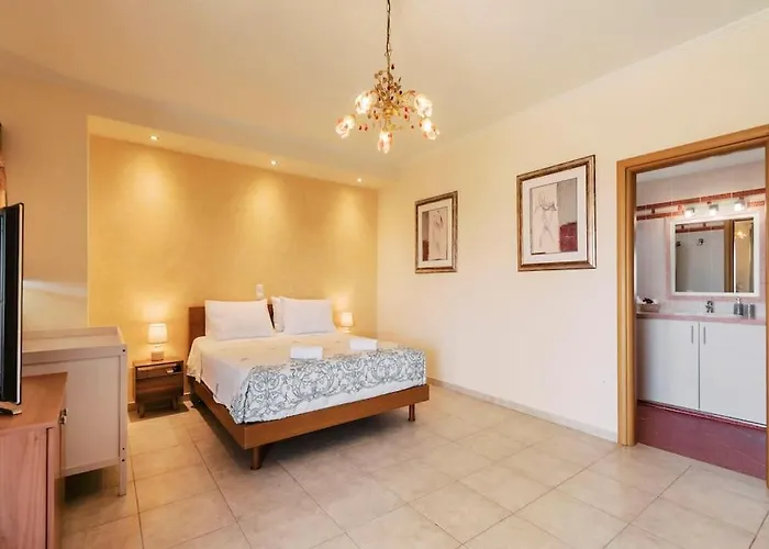 Maribia With Private Pool