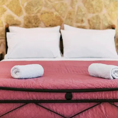 Maribia With Private Pool *