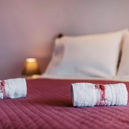 فيلة Maribia With Private Pool غينادي