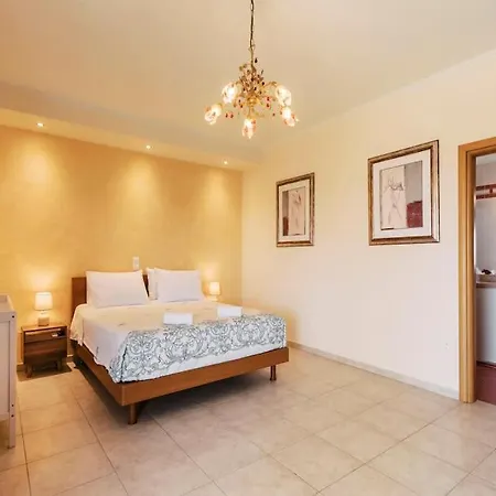 Maribia With Private Pool